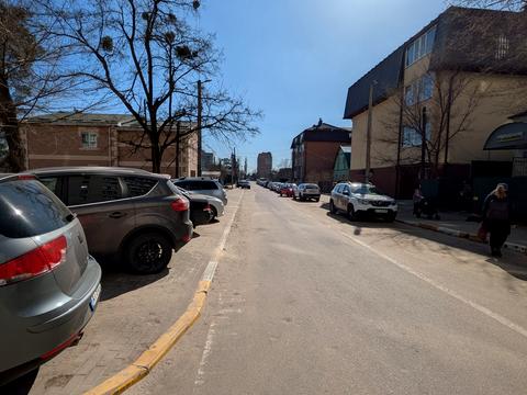 комерційна за адресою Троїцька вул. (Пролетарська), 37