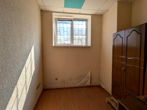 комерційна за адресою Троїцька вул. (Пролетарська), 37