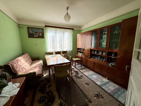 дом по адресу Центральна