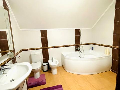 будинок за адресою Жовтнева, 95