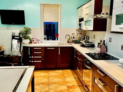 будинок за адресою Жовтнева, 95