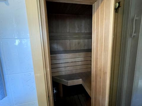 будинок за адресою Жовтнева, 95