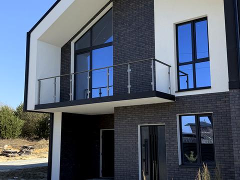 дом по адресу Дорошенка