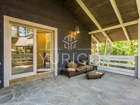 будинок за адресою Лісова вул.