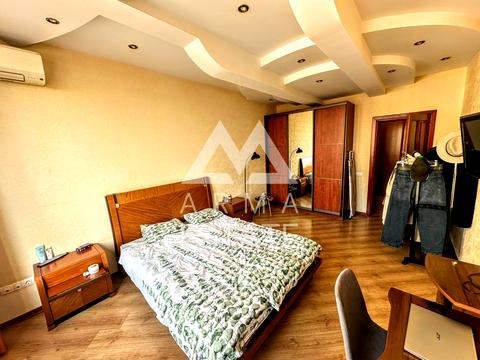 квартира по адресу Жилянская ул., 59