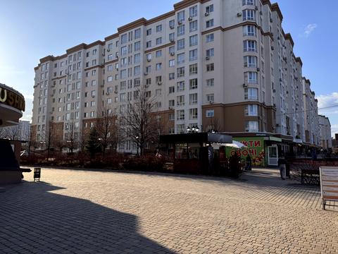 квартира за адресою Героїв Небесної Сотні просп., 30/2