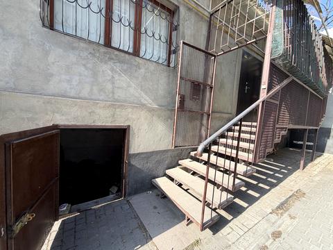 квартира за адресою Тургенєва вул., 42