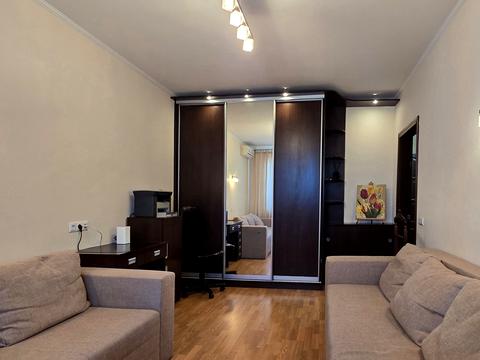 квартира за адресою Симиренка вул., 22-Б