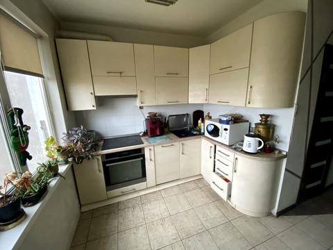 квартира за адресою Симиренка вул., 21