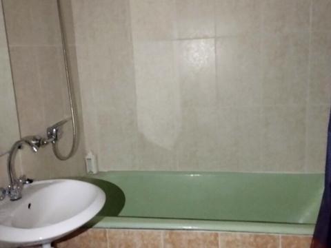 комерційна за адресою Шандора Петефі пл., 12
