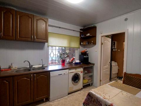 будинок за адресою Молодіжна вул., 50