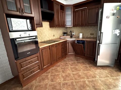 квартира за адресою Середньофонтанська вул., 19б