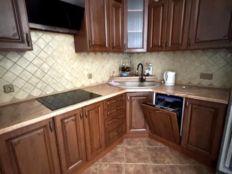 квартира за адресою Середньофонтанська вул., 19б