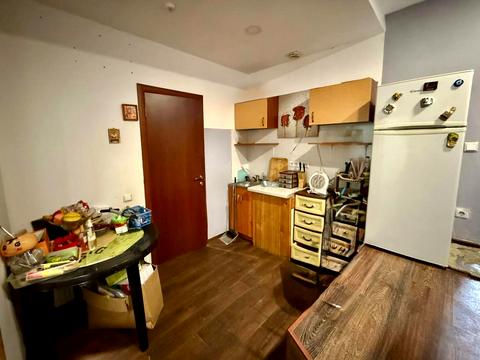 коммерческая по адресу Днепровская ул., 2Б