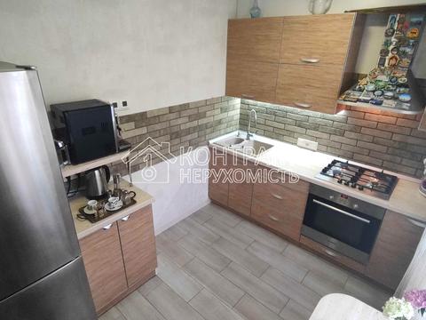 квартира за адресою Валентинівська вул., 13б