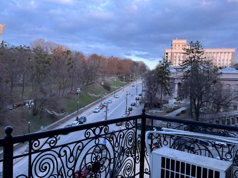 комерційна за адресою Музейний пров., 2