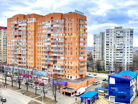 паркоместо по адресу Гвардейцев-Широнинцев ул., 33