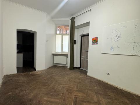 квартира за адресою Софії Ковалевської вул., 5
