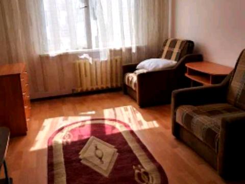 квартира за адресою Київ, Милославська вул., 12