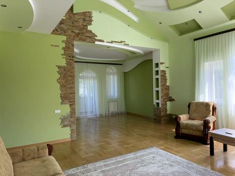 будинок за адресою Володимира Івасюка вул., 25