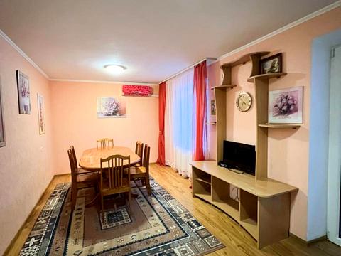 квартира за адресою Дмитра Чижевського вул. (Петра Чаадаєва), 2-А