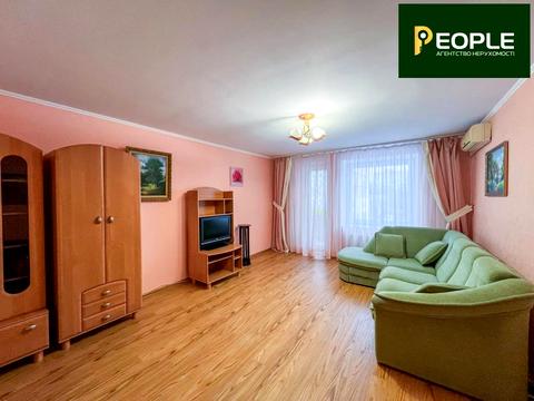 квартира за адресою Дмитра Чижевського вул. (Петра Чаадаєва), 2-А