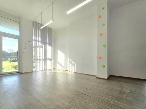 комерційна за адресою Бігова вул., 17а