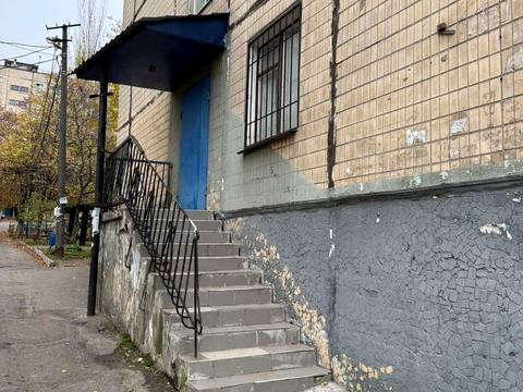 комерційна за адресою вул. 4-й Зарічний мікрорайон вул., 29/1