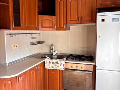 квартира за адресою Романа Шухевича просп. (Генерала Ватутіна), 14-А