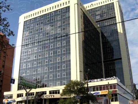 коммерческая по адресу Антоновича ул. (Горького), 170/172