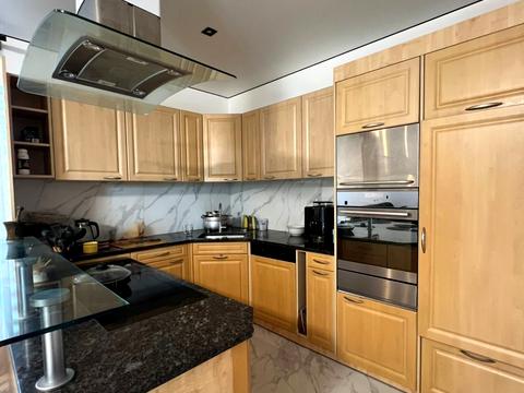 будинок за адресою Веселкова