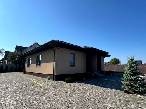 будинок за адресою Веселкова