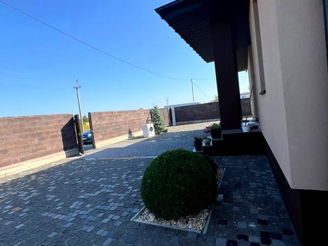 будинок за адресою Веселкова