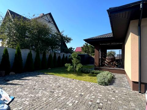 будинок за адресою Веселкова