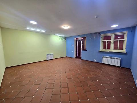 комерційна за адресою Богдана Хмельницького вул., 1-В