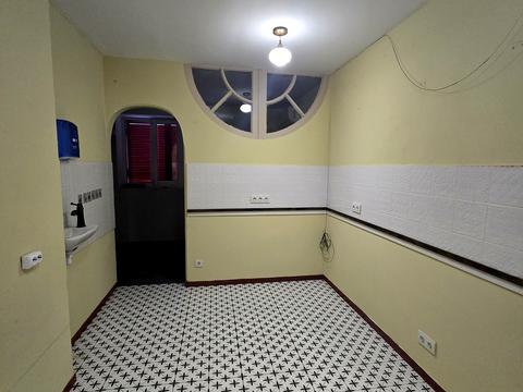 комерційна за адресою Богдана Хмельницького вул., 1-В