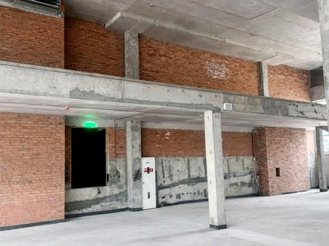 комерційна за адресою Василя Тютюнника вул. (Анрі Барбюса), 39