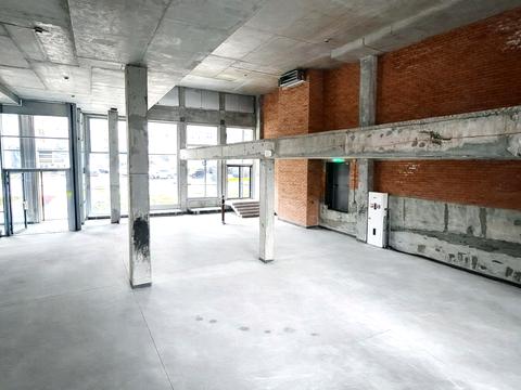 комерційна за адресою Василя Тютюнника вул. (Анрі Барбюса), 39