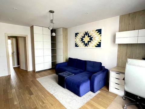 квартира за адресою Гетьмана Івана Мазепи вул. (Топольна), 2-Б