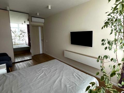 квартира за адресою Гетьмана Івана Мазепи вул. (Топольна), 2-Б