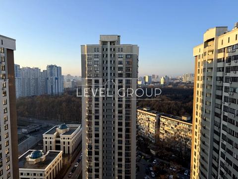 квартира за адресою Авіаконструктора Ігоря Сікорського вул. (Танкова), 4-Г