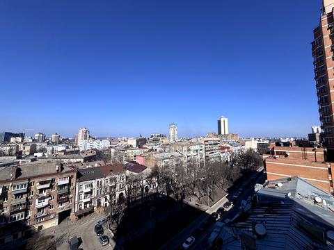 квартира за адресою Бульварно-Кудрявська вул. (Воровського), 17