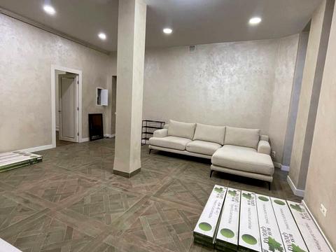 комерційна за адресою Городоцька вул., 42