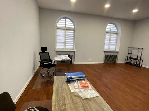 комерційна за адресою Городоцька вул., 42