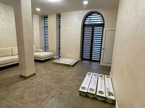 комерційна за адресою Городоцька вул., 42