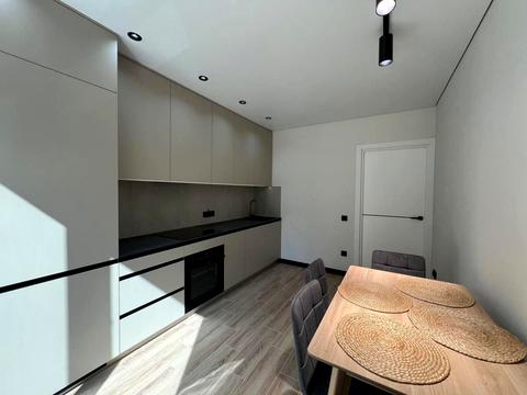 квартира за адресою Хіміків вул., 28, к.7-14