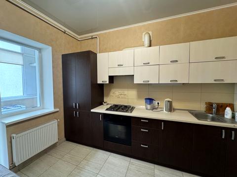 квартира за адресою Євгена Чикаленка вул., 56/1