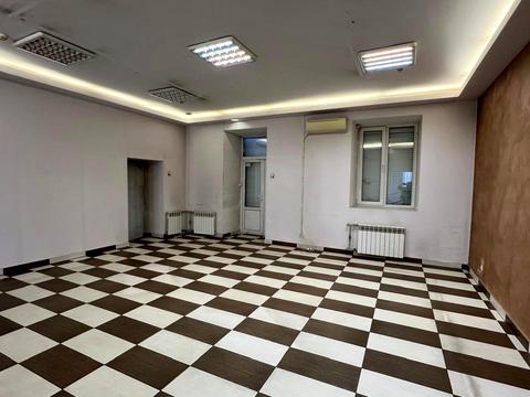 комерційна за адресою Нижній Вал вул., 37/20