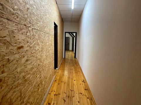 комерційна за адресою Уманська вул., 25