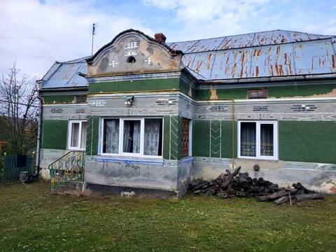будинок за адресою Лісна
